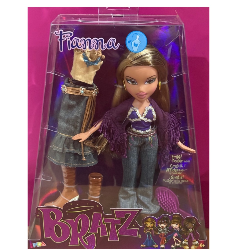 Bratz Original Fashion Doll Fianna Series 3 "Funk out look "  (2023 release)